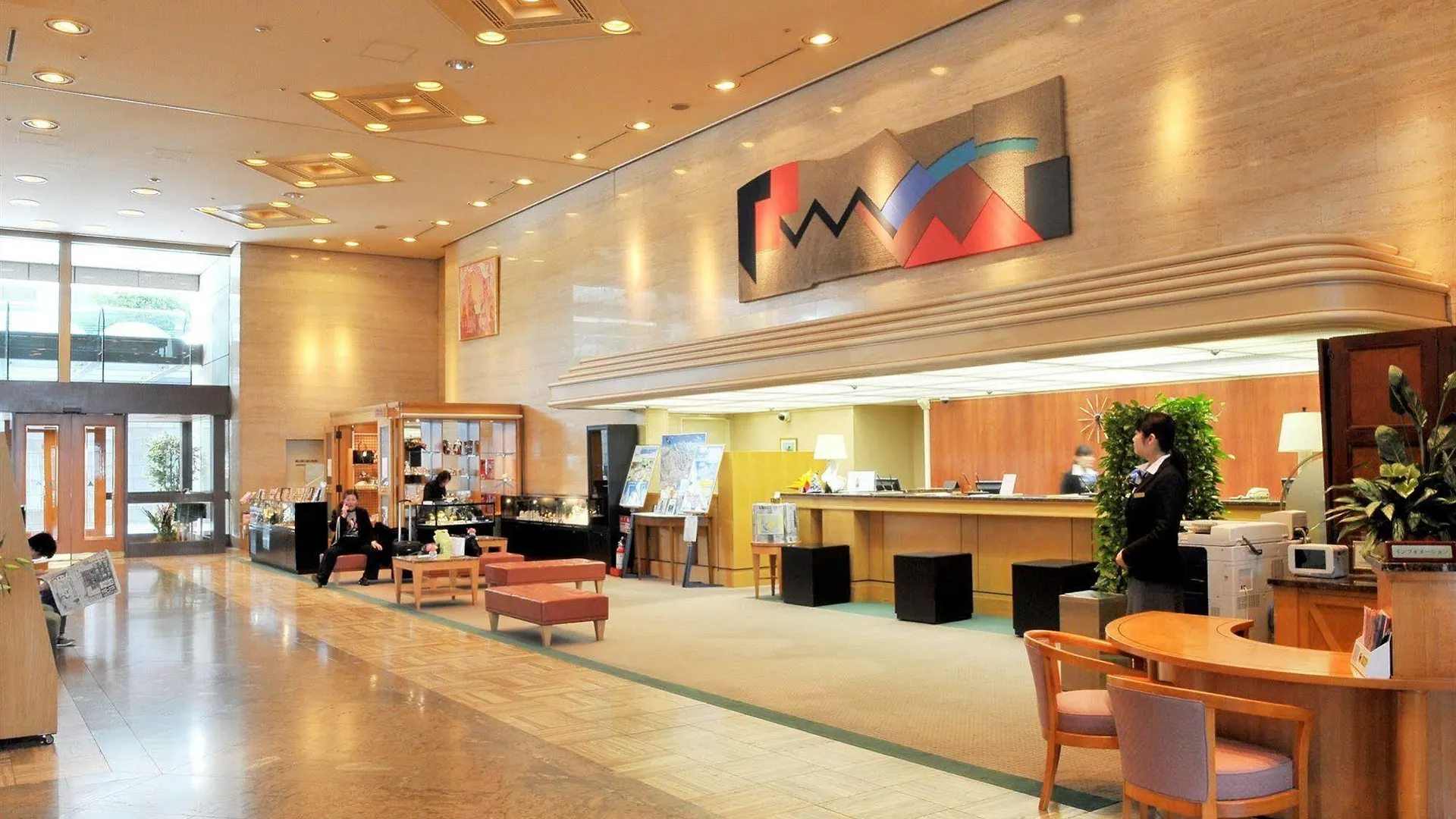 Kkr Hotel 東京都