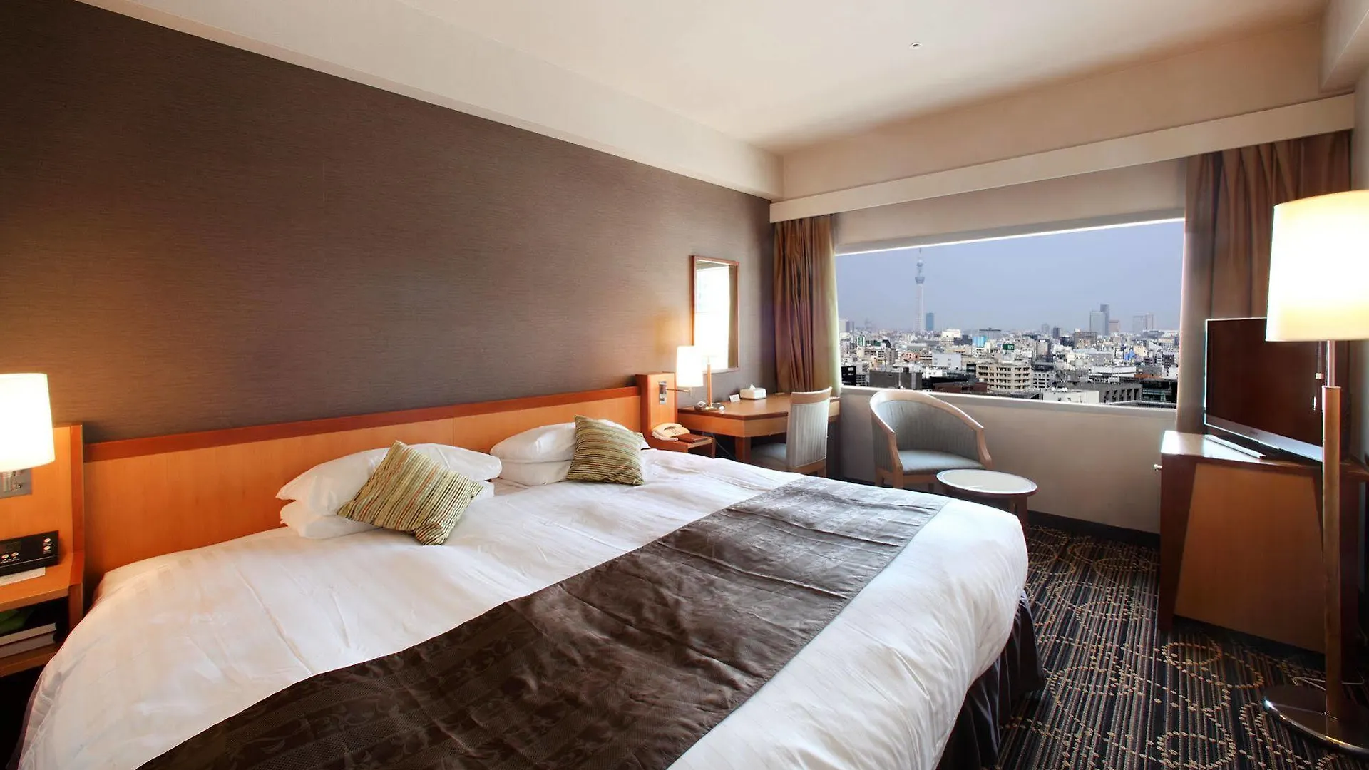Kkr Hotel 東京都